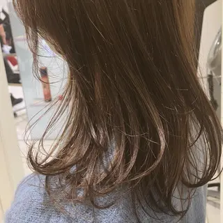 ミディアム カラー 細めハイライト🩶 ボブ/レイヤーカットのヘアスタイル