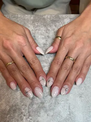 ネイル 佐藤  悠子のネイルデザイン