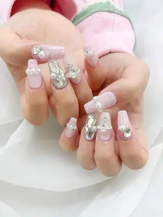 ネイル 五十嵐 美智のネイルデザイン