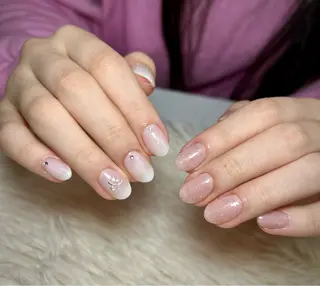 ネイル Nailsalon Latteのネイルデザイン