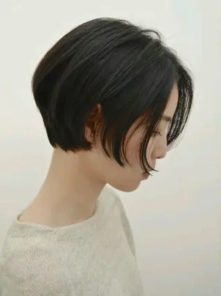 ショート アキモト フウガのヘアスタイル