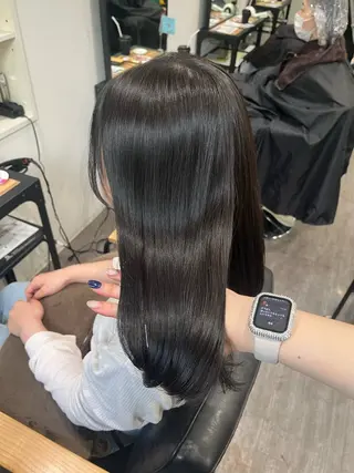 セミロング カラー nijika/ カラーリスト🫧のヘアスタイル