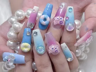 ネイル Yuli ネイルのネイルデザイン