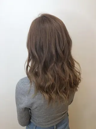 セミロング カラー 齋藤 らいのヘアスタイル