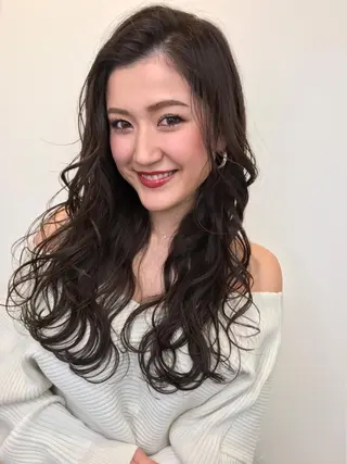 ロング パーマ _WHITE 天王寺のヘアスタイル
