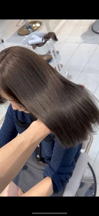 ロング oto🎀×美髪× シースルー前髪🤍のヘアスタイル