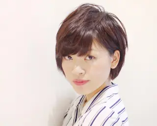 ショート カラー パーマ 安藤 明日翔のヘアスタイル
