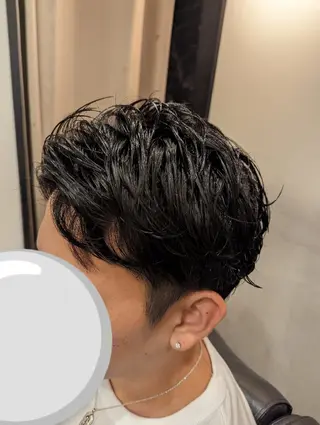 ショート パーマ LAVIE the BARBER所属・徒歩5分ビジネスマン カット👦🏻うしだのヘアスタイル