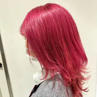 セミロング カラー 長尾菜々美🐰 ／ハイトーンカラーのヘアスタイル