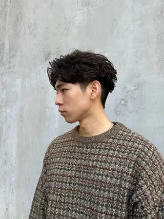 ミディアム パーマ メンズ SALOWIN 原宿 iori所属・💈センターパート パーマ特化💈雄太のヘアスタイル