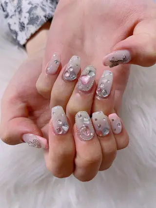 ネイル 菲菲ネイルサロン所属・FF フィフィネイルサロンのネイルデザイン