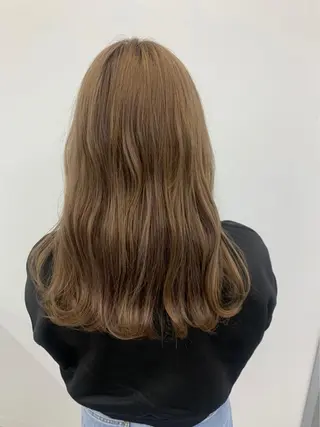 ロング 丸山 純奈のヘアスタイル