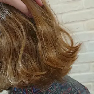 ミディアム カラー ASUSIA所属・stylist YUKIのヘアスタイル