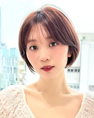 ショート カラー 💍新宿ショート 💍岩田莉奈のヘアスタイル