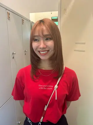 ミディアム Hiiro/レイヤー /海外ヘアのヘアスタイル