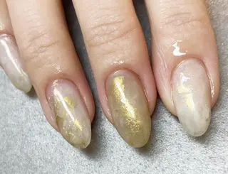 ネイル salon de pipi.　okazaki所属・O. AKINAのネイルデザイン