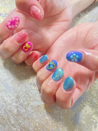 カラー ネイル 艶々の美爪を〜 【リリアーナ】のネイルデザイン