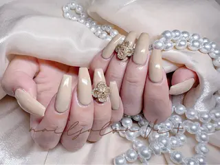 ネイル ✨Nailsalon Vi+✨のネイルデザイン