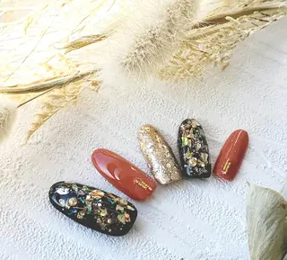 ネイル B.care自由ヶ丘所属・早坂  のネイルデザイン