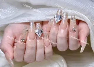 ネイル Mona【パラジェル ・長さ出し専門店】のネイルデザイン