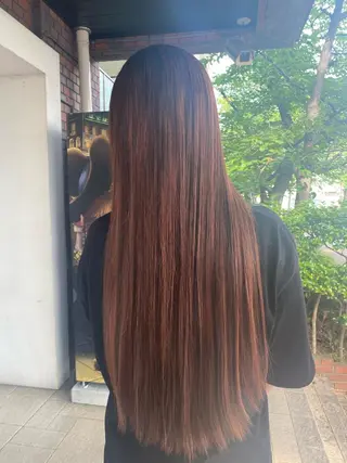 ロング カラー Chihiro .のヘアスタイル