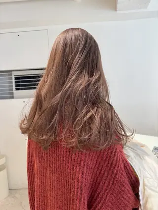 ロング カラー MAO SHIRATOのヘアスタイル