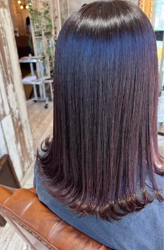 セミロング カラー 美濃 咲穂のヘアスタイル