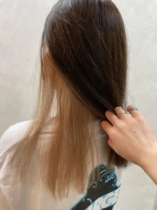 セミロング カラー 加藤(旧姓 今竹) 遥花のヘアスタイル