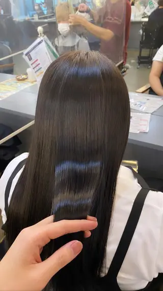 セミロング カラー ✂似合わせカット 🦋カラーみやび🪽のヘアスタイル