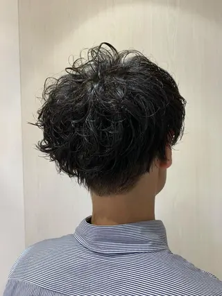 ショート パーマ 店長ハイトーンカラー 柞山史奈のヘアスタイル