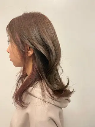 カラー 堀田 結香のヘアスタイル