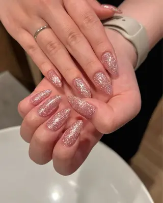 ネイル H’ami nailsalon 新大久保店所属・リサ 長さだし🍀のネイルデザイン