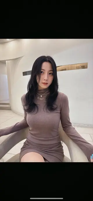 ロング 透け感 カラー/neneのヘアスタイル