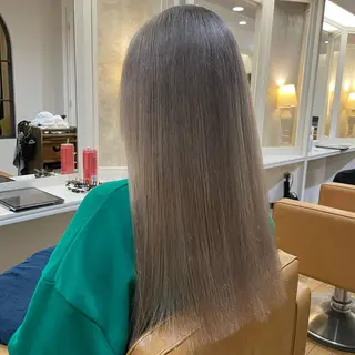 セミロング ブリーチ毛矯正.髪質 改善.髪にドラマをのヘアスタイル