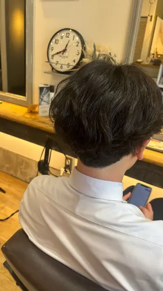 パーマ makoto⌇レイヤ ー⌇艶カラー🍒‎のヘアスタイル