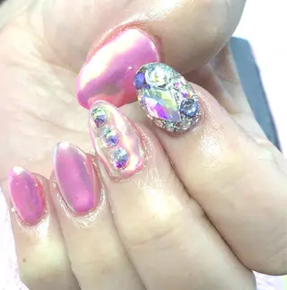 ネイル e.nail所属・和賀井 恵理のネイルデザイン