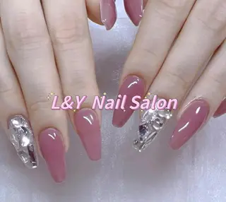 ネイル L&Y Nail🎀 思雪のネイルデザイン