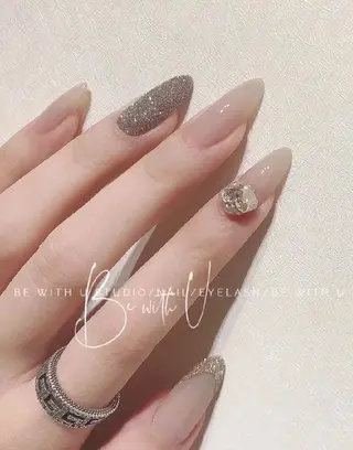 ネイル 吉田 美羽のネイルデザイン