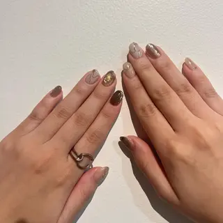 ネイル 友田 晴香のネイルデザイン