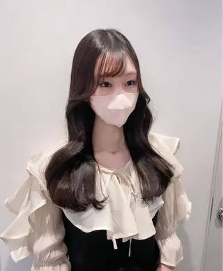 セミロング 銀座／レイヤーカット 🤍内野すみれのヘアスタイル