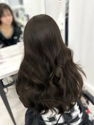 ロング カラー 韓国ヘア🇰🇷／ 艶カラー鈴木萌愛🩶のヘアスタイル