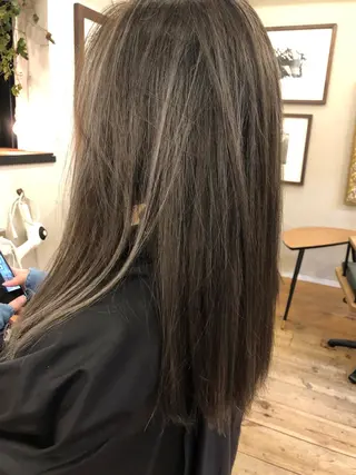 ロング カラー 小顔ショートヘア♪ TAKUMIのヘアスタイル