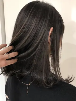 セミロング カラー ヘアアレンジ ブリーチ&似合せボブ 田中寛十のヘアスタイル