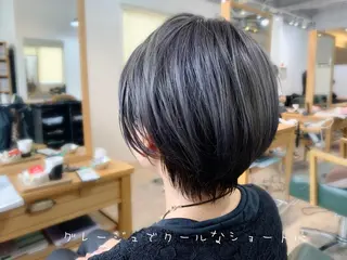 ショート カラー 前田 健太のヘアスタイル