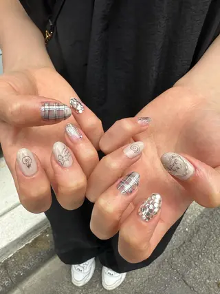 ネイル 個性派ネイル 🌼 ハルカ ♡のマツエク・マツパデザイン