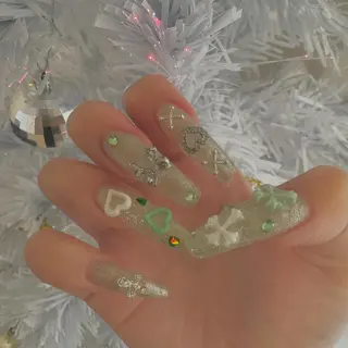 ネイル Cat's eye TOKYO 新宿店のネイルデザイン