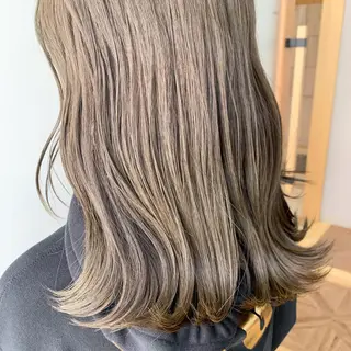 ミディアム フリーランス 美容師 cayocoのヘアスタイル