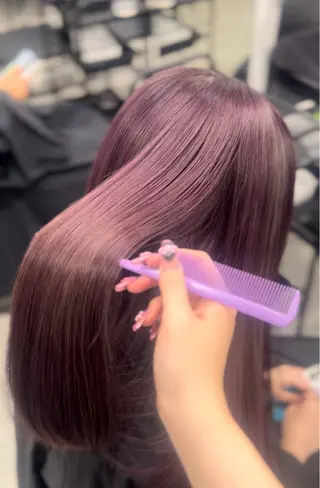 セミロング 似合わせ艶カラー🪽 ひかる🪽🩶のヘアスタイル