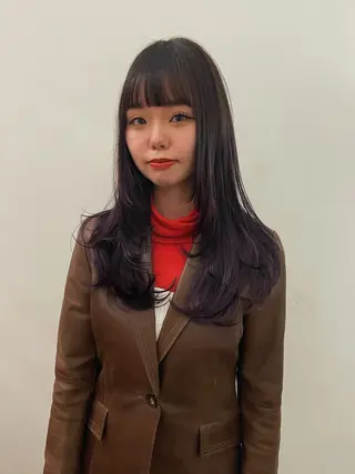 ロング ⭐ハイトーンブリーチ ミルクティーピンクのヘアスタイル