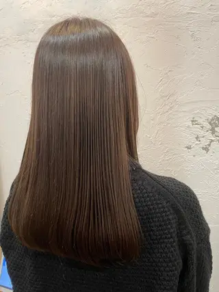 セミロング カラー fio マナミのヘアスタイル